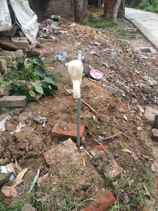 The pace of supplying water to every house is slow... taps were installed, but the responsible people forgot to build the platform