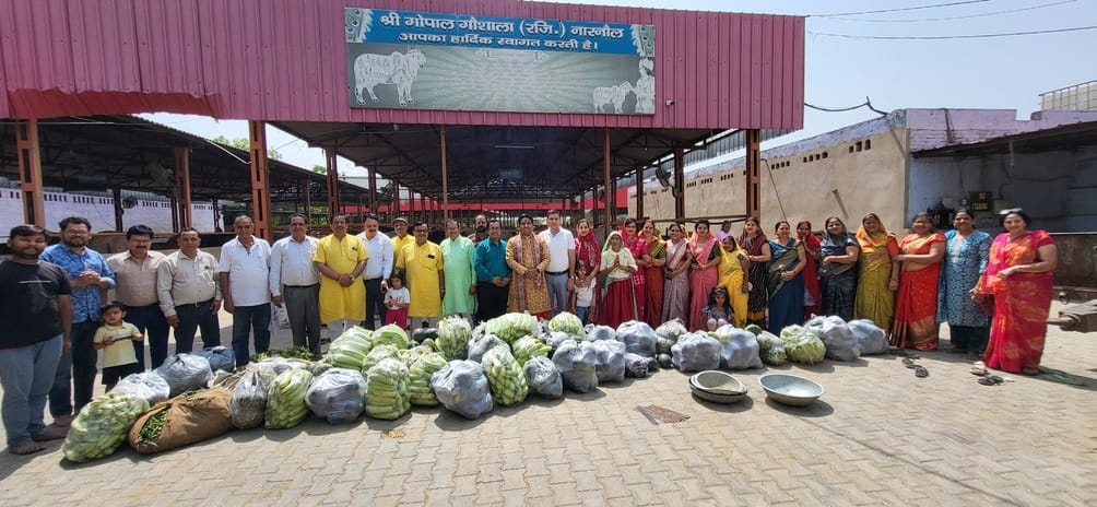 A person attains happiness and prosperity by serving the cow: Acharya