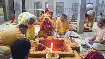 Religious rituals performed on Maa Pitambara Baglamukhi Jayanti