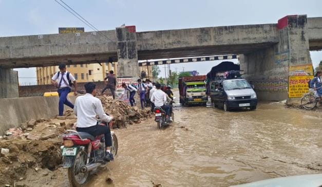 Construction of Nadrai's railway underpass is incomplete