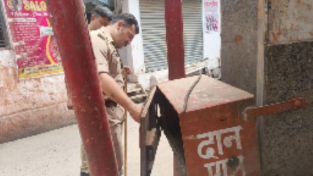 Pashupatinath temple's donation box broken and cash stolen
