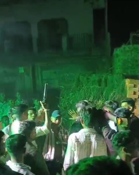 Fighting and firing between youths during baraat, video goes viral