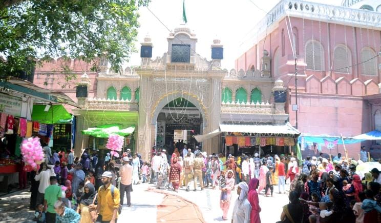 Bahraich: Doubts deepen over the annual Urs of Dargah Sharif