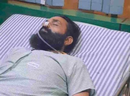 The ashram director consumed poison in the panchayat, saying - I will die here and take samadhi, accused of embezzling 34.35 lakh rupees in the name of getting a job