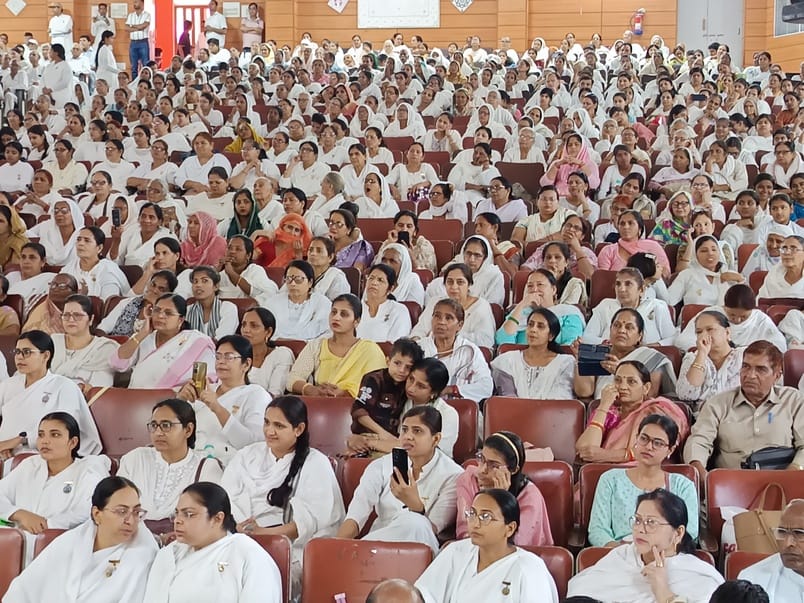 Three sisters took an oath to follow the divine principles