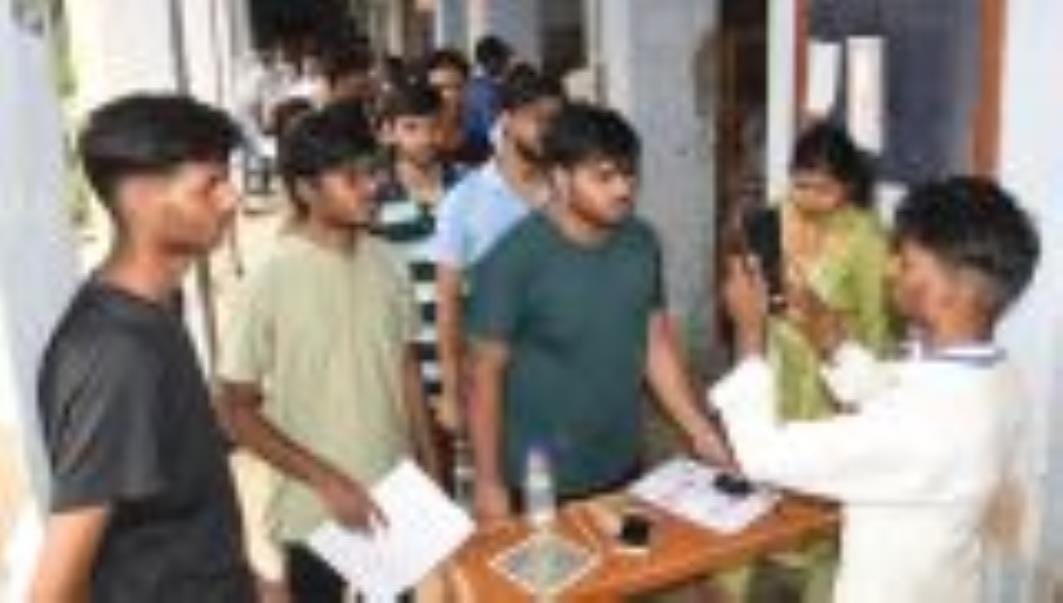 NEET UG: Candidates gathered at 73 centers, sweating during checking