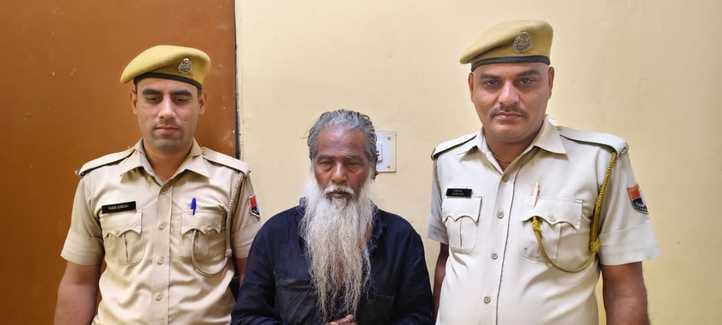 पुलिस गिरफ्त में अवैध बांग्लादेशी