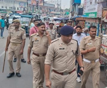 150 carts removed, 70 challans issued for illegal parking