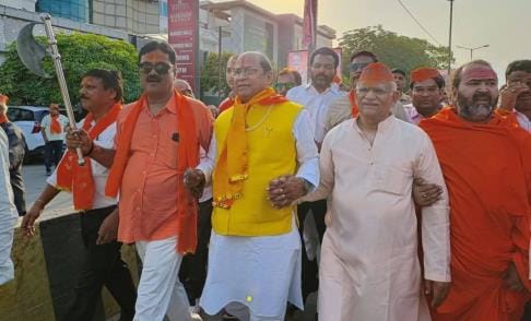 Processions were taken out on Parshuram Jayanti, saffron flags were waved