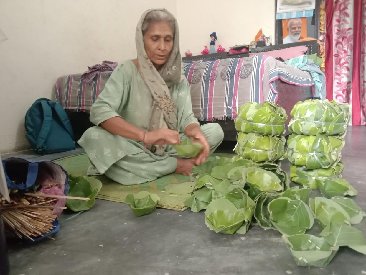 Pushpa is creating a different identity by selling Duna Pattal