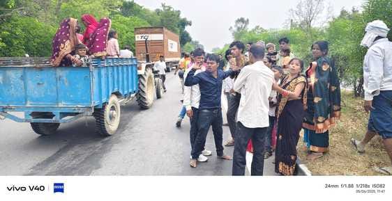 Teen's hand was cut off in the accident, truck driver was beaten up, highway was blocked for an hour