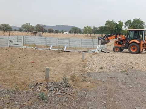 Illegal construction was demolished in village Majra Bhalkhi and Gumina