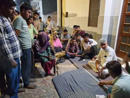 The family demanded a CBI inquiry into the death of the student from the Chief Minister of Haryana