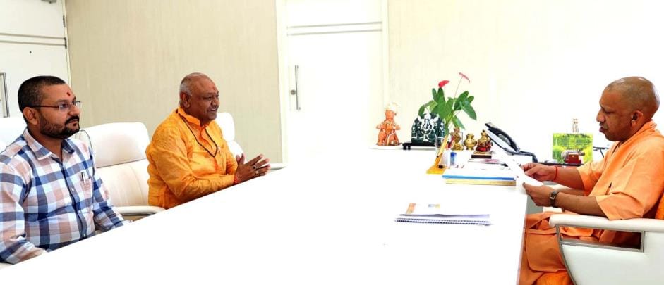 Invitation given to the Chief Minister for darshan of Lord Varah