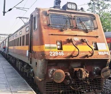 Lalkuan-Varanasi City Weekly Summer Special train will run from today