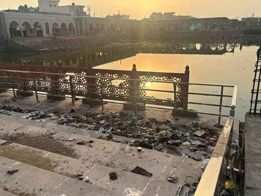 Allegations of corruption in the renovation of Naurangrai pond and Mahavir Park