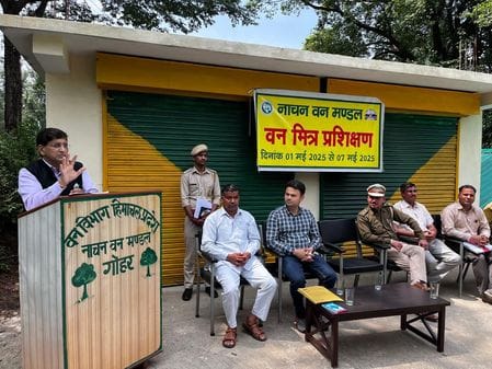 Training of van mitra completed, now they will be deployed for the protection of forests