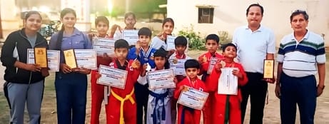 Taekwondo players won gold and silver medals