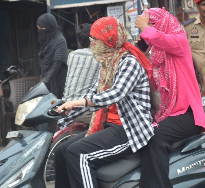 After the rain stopped, the temperature increased by two degrees Celsius