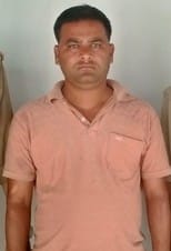 The person who stole Rs 35,000 by taking a lift and cutting the pocket was arrested