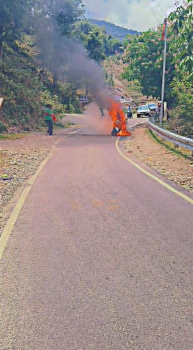 fire in moving scooty