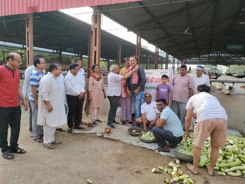 fed green vegetables to the cowshed on his birthday