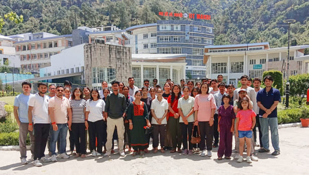 HKV students did an educational tour