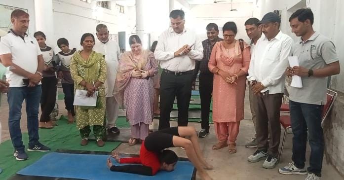 Game in yoga...video passes, player fails