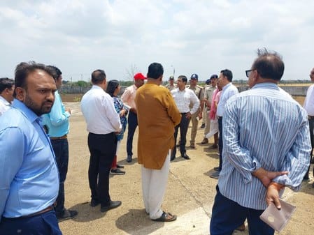 कलेक्टर-एसपी ने कार्यक्रम स्थल का किया निरीक्षण, संबंधित अधिकारियों को दिए आवश्यक निर्देश