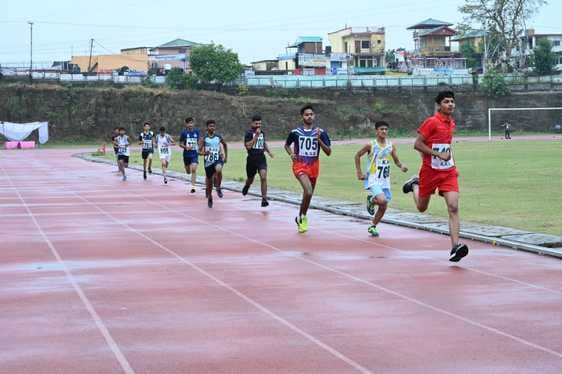 Sahdev first in 1500 meter race of under-17 category