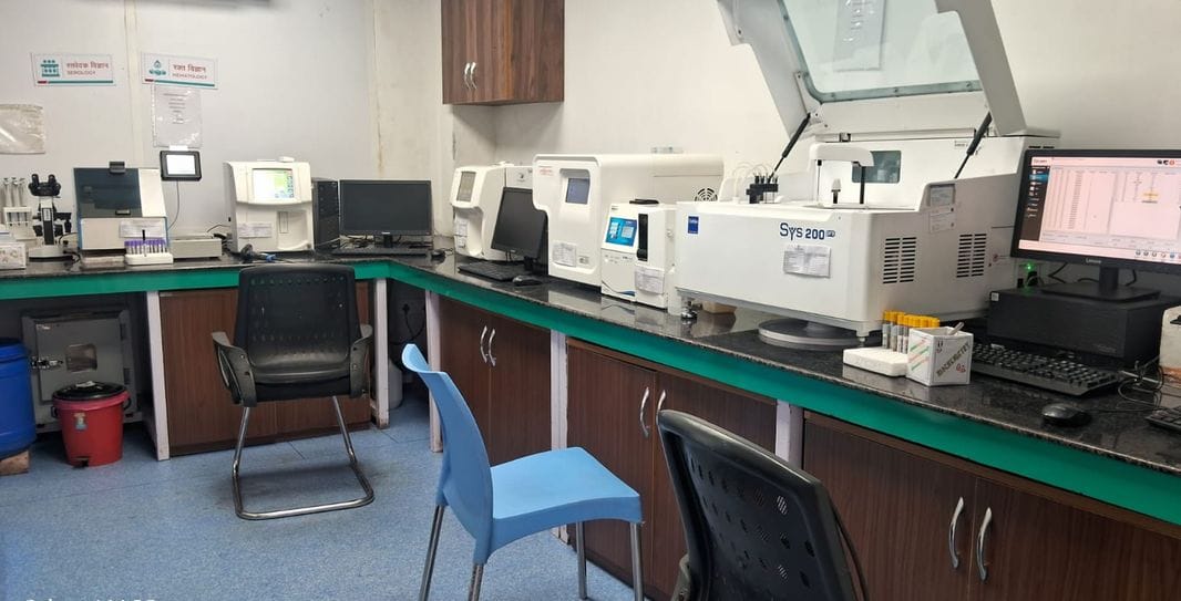 Employees of Krasna Lab did not get salary, fear of stopping test services