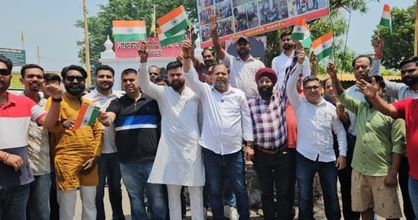 BJP workers burst firecrackers and distributed sweets