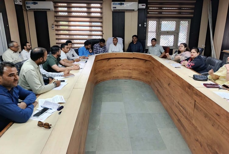 Development works worth Rs 9 crores got approval, 24 agendas were approved in the meeting of Nagarpalika House
