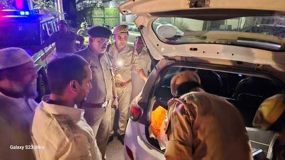 Tension on the border, high alert in Meerut... Police keeping an eye on every inch