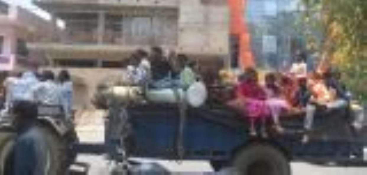 Passengers being carried on goods carrying vehicles is inviting accidents