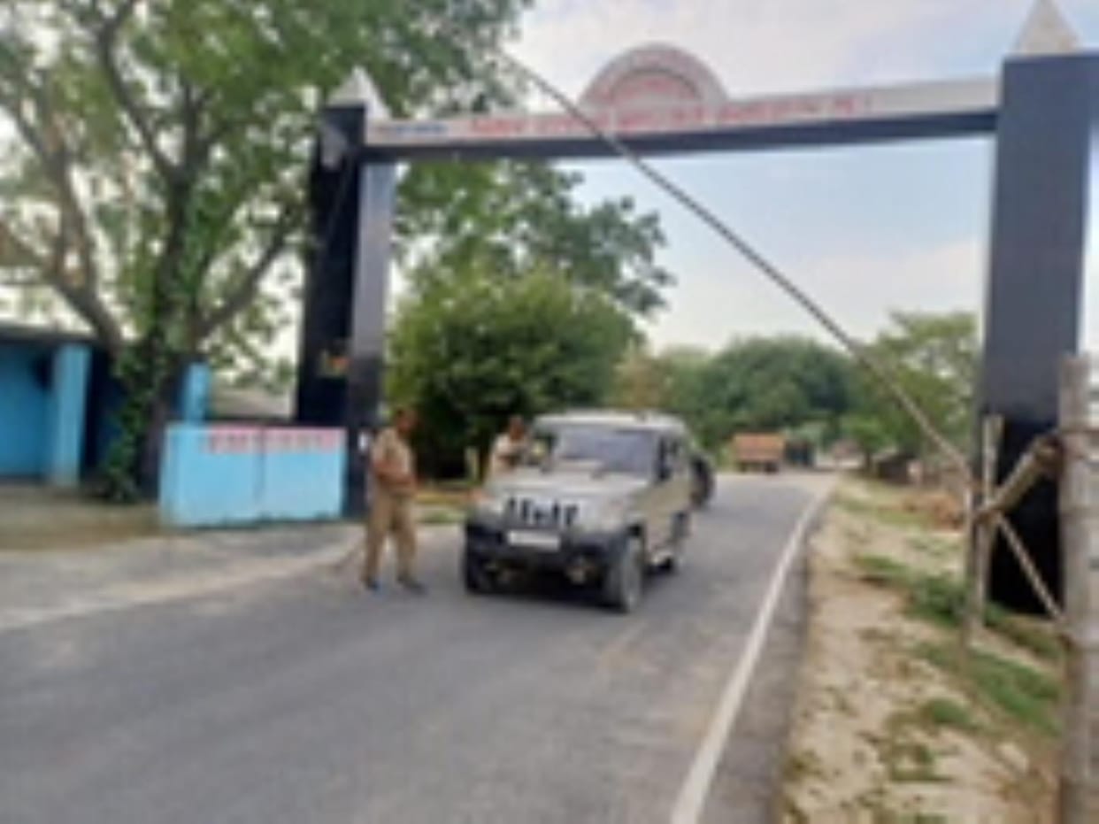 Vigilance increased on Bihar border, scanner machine installed at Valmikinagar barrage