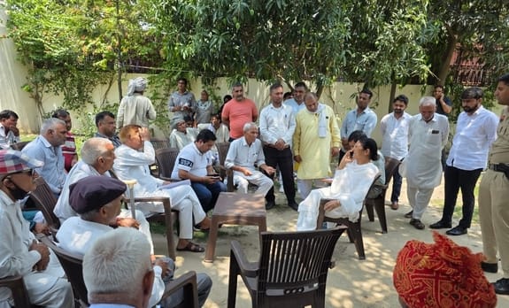 MLA listened to the problems by holding court