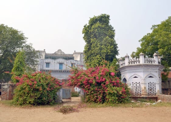 Bamanoli, a village of mansions, produced brave soldiers