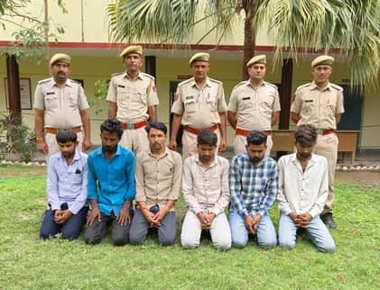 पुलिस ने 6 आरोपियों को किया गिरफ्तार