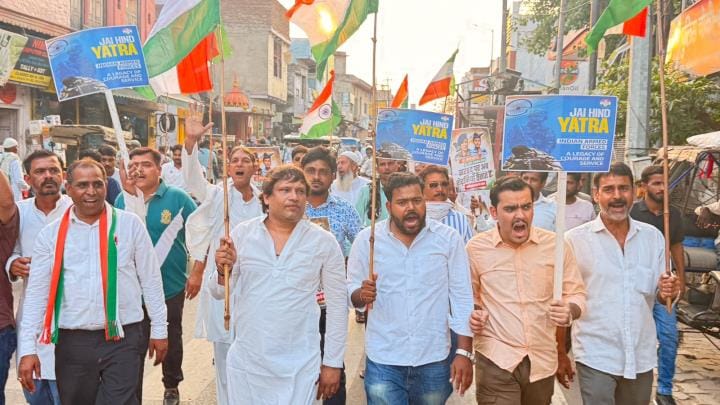 desh kee raksha kaun karega...ham karenge...ham karenge