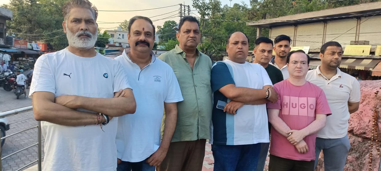 Shopkeepers Take Decision