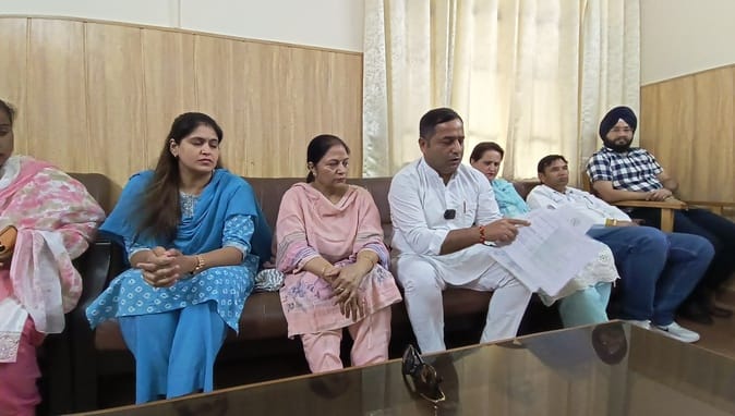 Politics heats up: Tension between Mayor and BJP councillors on unauthorized patch work issue