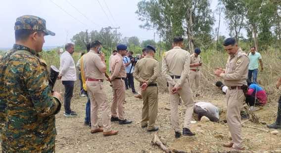 Explosion near Damtal Panchayat house, glass windows of many houses broken