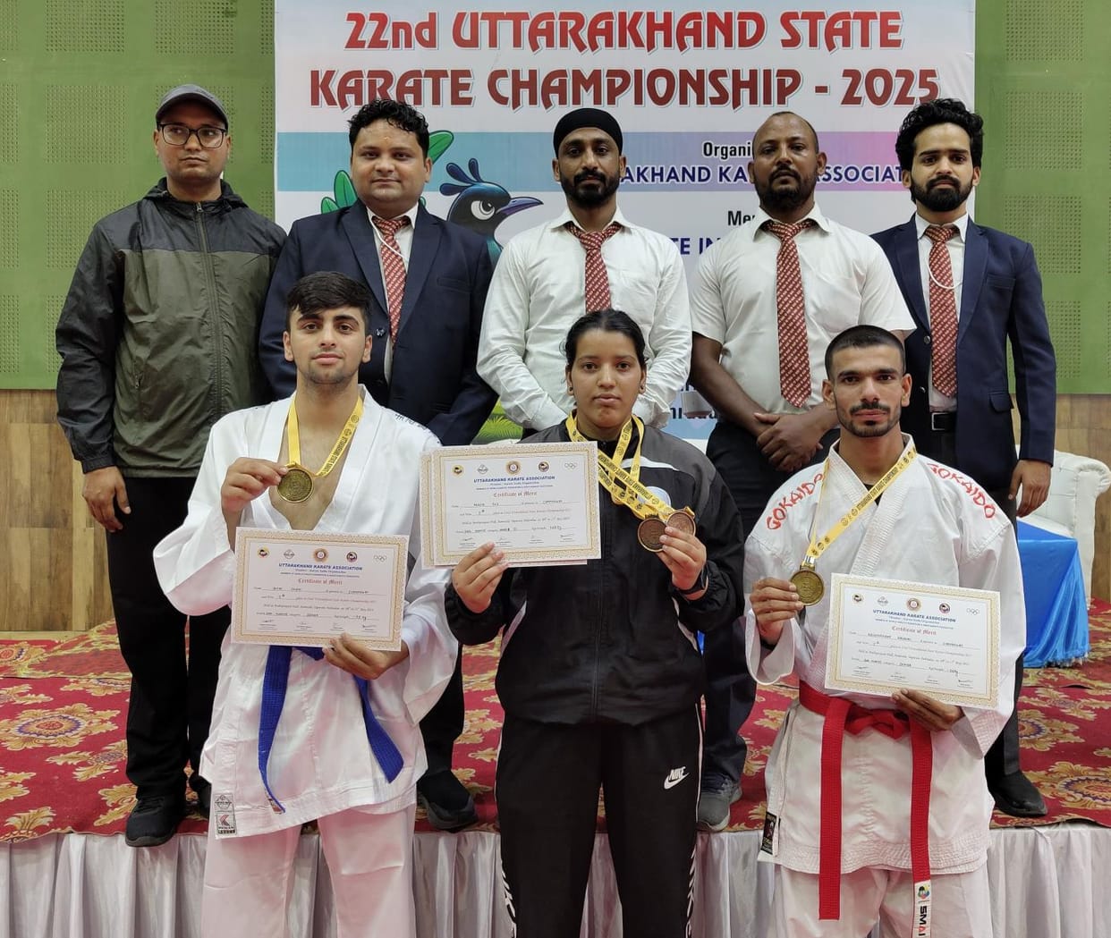 Jatin and Prachi won gold in the state level karate championship