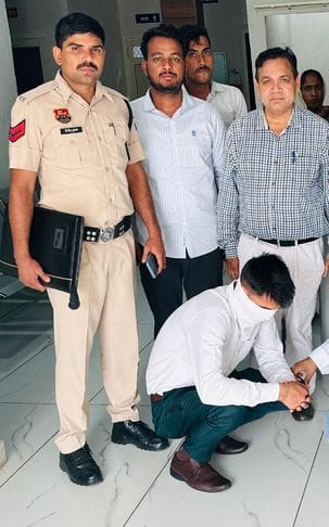 Raid in Sanjeevani Hospital, abortion kits found, two accused including director arrested