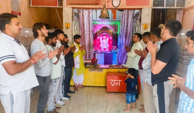 Hanuman Chalisa was recited for the safety of the soldiers