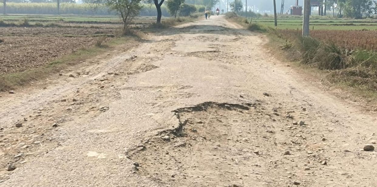 Potholes on rural roads will be filled with Rs 2.2 crore