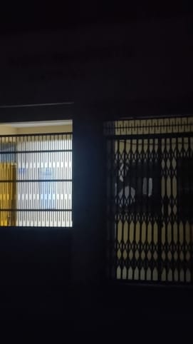 SDM Amb's office remained illuminated till late night