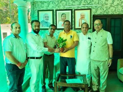 Mahesh became the national organization general secretary of National Trade Union