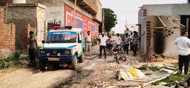 A saw machine worker killed his colleague in a fight while drinking alcohol